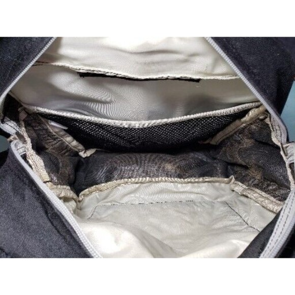 The North Face Messenger Bag Day Pack Black Waist Laptop Travel Soft Padded GUC - Picture 6 of 12